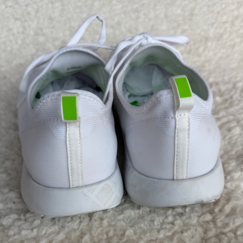 OOFOS OOmg White Recovery Sneakers Womens Size 10 Comfort Walking Shoes - Picture 3 of 6